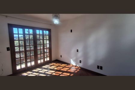 Casa de condomínio para alugar com 224m², 5 quartos e 5 vagas Casa de condomínio para alugar com 224m², 5 quartos e 5 vagasSuíte 3