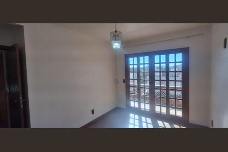 Casa de condomínio para alugar com 224m², 5 quartos e 5 vagas Casa de condomínio para alugar com 224m², 5 quartos e 5 vagasSuíte 3