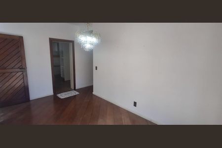 Casa de condomínio para alugar com 224m², 5 quartos e 5 vagas Casa de condomínio para alugar com 224m², 5 quartos e 5 vagasSuíte 2