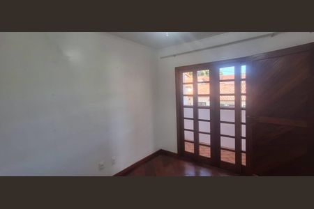 Casa de condomínio para alugar com 224m², 5 quartos e 5 vagas Casa de condomínio para alugar com 224m², 5 quartos e 5 vagasQuarto de serviço
