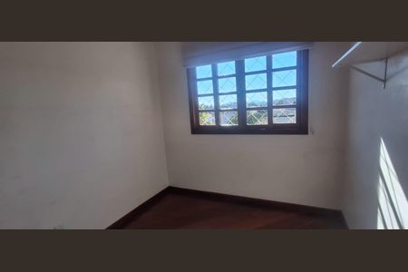 Casa de condomínio para alugar com 224m², 5 quartos e 5 vagas Casa de condomínio para alugar com 224m², 5 quartos e 5 vagasQuarto 3