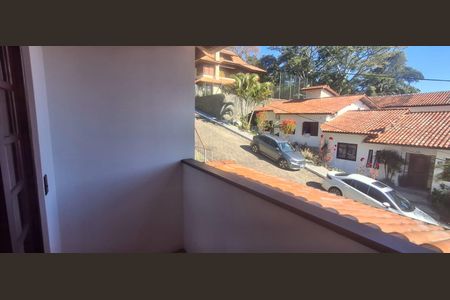 Casa de condomínio para alugar com 224m², 5 quartos e 5 vagas Casa de condomínio para alugar com 224m², 5 quartos e 5 vagasÁrea externa