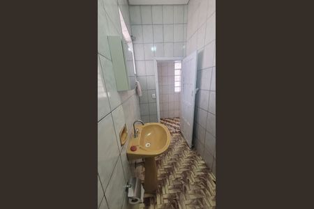 Banheiro de casa para alugar com 1 quarto, 60m² em Chácara Belenzinho, São Paulo