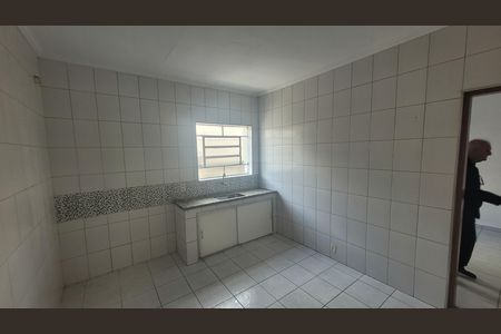 Cozinha de casa para alugar com 1 quarto, 40m² em Chácara Belenzinho, São Paulo