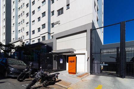 Fachada de apartamento para alugar com 2 quartos, 34m² em Vila Tolstoi, São Paulo