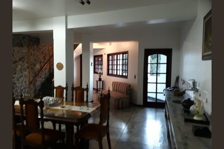 Casa à venda com 3 quartos, 380m² em Tucuruvi, São Paulo