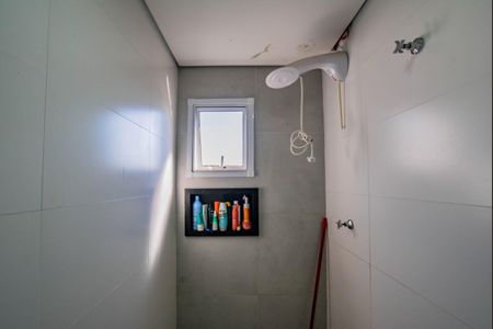 Apartamento à venda com 102m², 2 quartos e 2 vagas Apartamento à venda com 102m², 2 quartos e 2 vagasBanheiro da Suíte