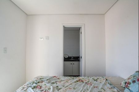 Apartamento à venda com 102m², 2 quartos e 2 vagas Apartamento à venda com 102m², 2 quartos e 2 vagasQuarto Suíte