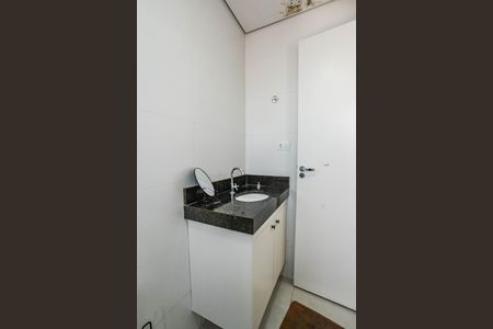 Apartamento à venda com 102m², 2 quartos e 2 vagas Apartamento à venda com 102m², 2 quartos e 2 vagasBanheiro da Suíte