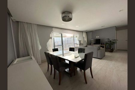 Apartamento à venda com 155m², 4 quartos e 3 vagas