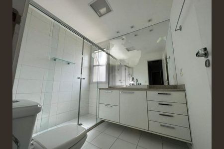 Apartamento à venda com 155m², 4 quartos e 3 vagas