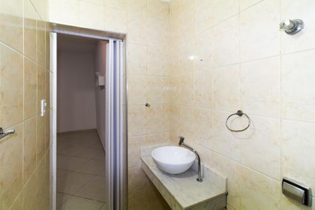 Casa para alugar com 117m², 2 quartos e 2 vagas Casa para alugar com 117m², 2 quartos e 2 vagasBanheiro da Suíte