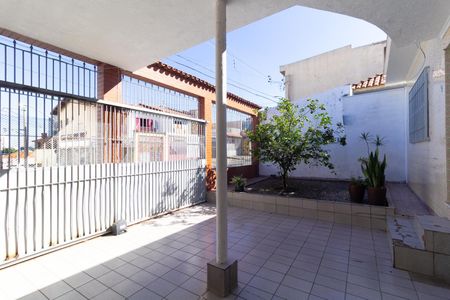 Casa para alugar com 117m², 2 quartos e 2 vagas Casa para alugar com 117m², 2 quartos e 2 vagasGaragem