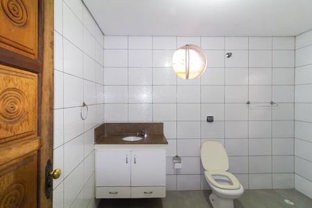 Casa para alugar com 117m², 2 quartos e 2 vagas Casa para alugar com 117m², 2 quartos e 2 vagasBanheiro 2