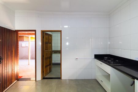 Casa para alugar com 117m², 2 quartos e 2 vagas Casa para alugar com 117m², 2 quartos e 2 vagasCozinha