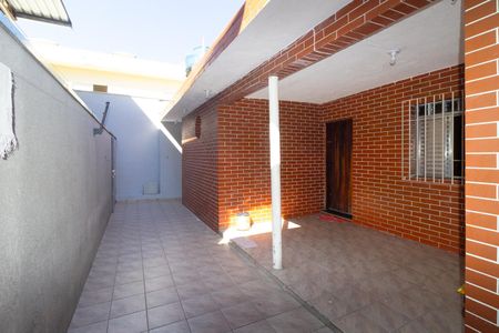 Casa para alugar com 117m², 2 quartos e 2 vagas Casa para alugar com 117m², 2 quartos e 2 vagasÁrea de Serviço