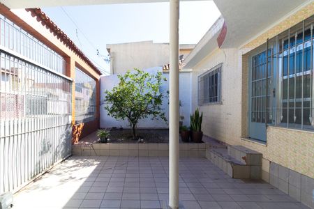 Casa para alugar com 117m², 2 quartos e 2 vagas Casa para alugar com 117m², 2 quartos e 2 vagasGaragem