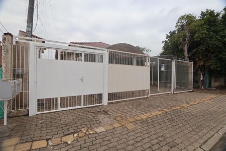 Fachada de casa de condomínio para alugar com 2 quartos, 50m² em Niterói, Canoas