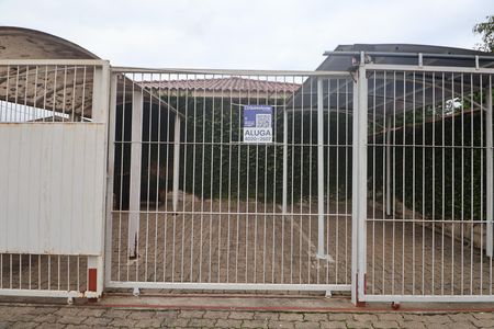 Placa- garagem de casa de condomínio para alugar com 2 quartos, 50m² em Niterói, Canoas