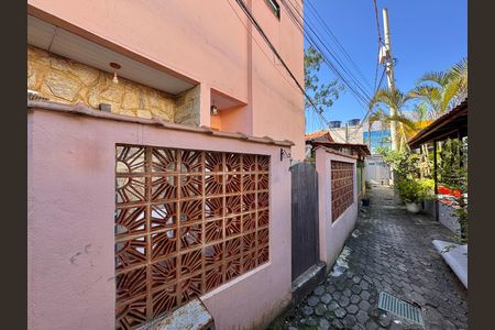 Fachada de casa de condomínio para alugar com 2 quartos, 74m² em Recreio dos Bandeirantes, Rio de Janeiro