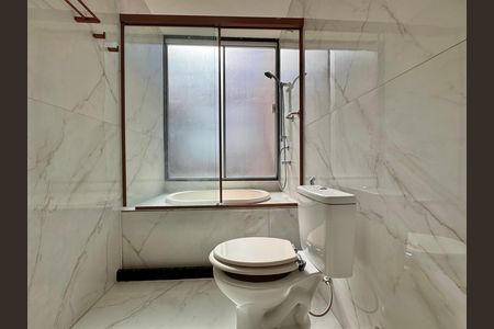 Casa de condomínio para alugar com 74m², 2 quartos e 1 vaga Casa de condomínio para alugar com 74m², 2 quartos e 1 vagaSuíte - Banheiro