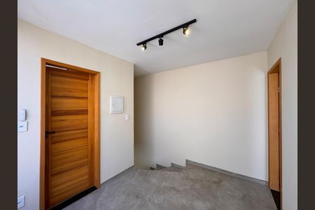 Casa de condomínio para alugar com 74m², 2 quartos e 1 vaga Casa de condomínio para alugar com 74m², 2 quartos e 1 vagaSala (Segundo Andar)