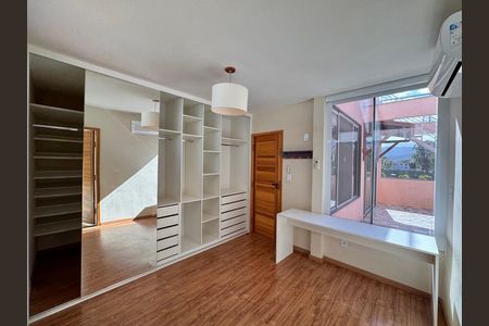 Casa de condomínio para alugar com 74m², 2 quartos e 1 vaga Casa de condomínio para alugar com 74m², 2 quartos e 1 vagaSuíte