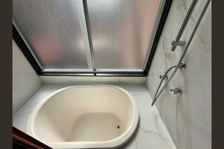 Casa de condomínio para alugar com 74m², 2 quartos e 1 vaga Casa de condomínio para alugar com 74m², 2 quartos e 1 vagaSuíte - Banheiro