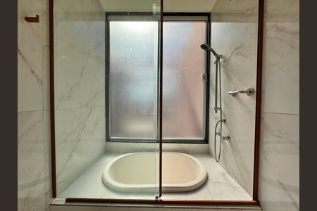 Casa de condomínio para alugar com 74m², 2 quartos e 1 vaga Casa de condomínio para alugar com 74m², 2 quartos e 1 vagaSuíte - Banheiro