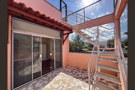 Casa de condomínio para alugar com 74m², 2 quartos e 1 vaga Casa de condomínio para alugar com 74m², 2 quartos e 1 vagaTerraço