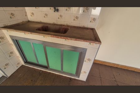 Casa à venda com 350m², 5 quartos e 6 vagas Casa à venda com 350m², 5 quartos e 6 vagasTerraço