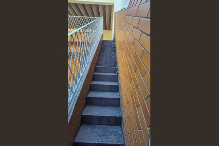 Casa à venda com 350m², 5 quartos e 6 vagas Casa à venda com 350m², 5 quartos e 6 vagasAcesso ao terraço