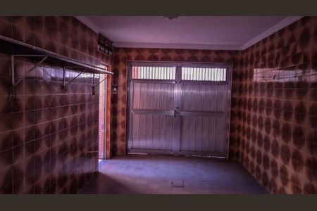 Casa à venda com 350m², 5 quartos e 6 vagas Casa à venda com 350m², 5 quartos e 6 vagasGaragem Coberta