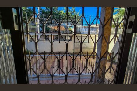 Casa à venda com 350m², 5 quartos e 6 vagas Casa à venda com 350m², 5 quartos e 6 vagasVista do Quarto 1