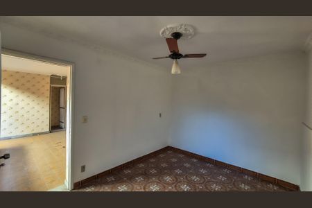 Casa à venda com 350m², 5 quartos e 6 vagas Casa à venda com 350m², 5 quartos e 6 vagasEdícula