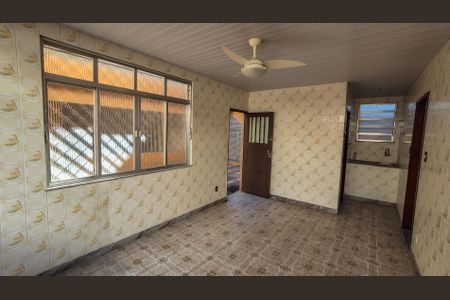 Casa à venda com 350m², 5 quartos e 6 vagas Casa à venda com 350m², 5 quartos e 6 vagasSala de Jantar 2