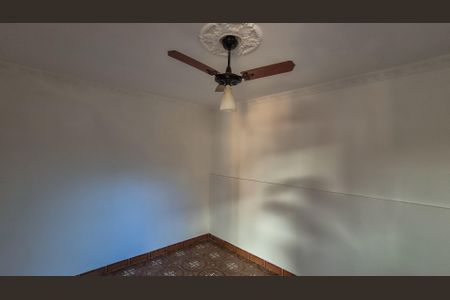 Casa à venda com 350m², 5 quartos e 6 vagas Casa à venda com 350m², 5 quartos e 6 vagasEdícula