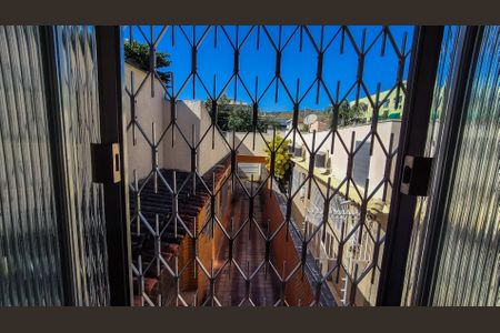 Casa à venda com 350m², 5 quartos e 6 vagas Casa à venda com 350m², 5 quartos e 6 vagasVista da Edícula