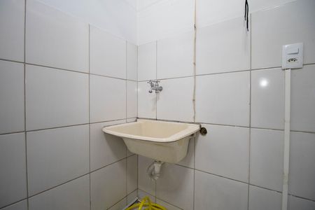 Casa para alugar com 40m², 2 quartos e 1 vaga Casa para alugar com 40m², 2 quartos e 1 vagaCozinha e Área de Serviço