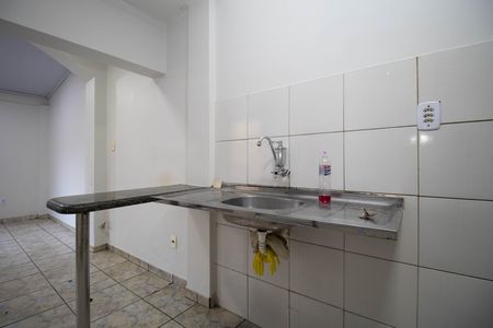 Casa para alugar com 40m², 2 quartos e 1 vaga Casa para alugar com 40m², 2 quartos e 1 vagaCozinha e Área de Serviço