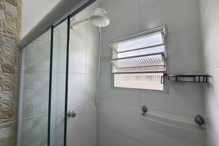 Casa de condomínio para alugar com 47m², 2 quartos e 1 vaga Casa de condomínio para alugar com 47m², 2 quartos e 1 vagaBanheiro