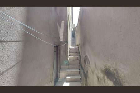 Corredor de casa para alugar com 2 quartos, 90m² em Jardim São Paulo, São Paulo
