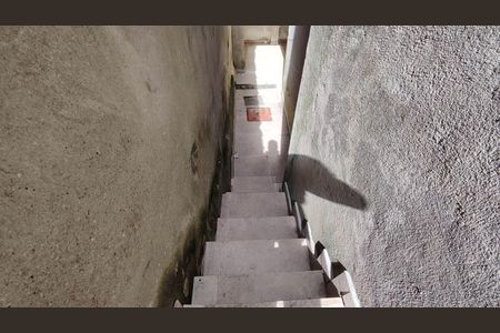 Escada de casa para alugar com 2 quartos, 90m² em Jardim São Paulo, São Paulo
