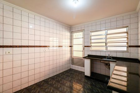 Casa para alugar com 3 quartos, 150m² em Jardim Eledy, São Paulo