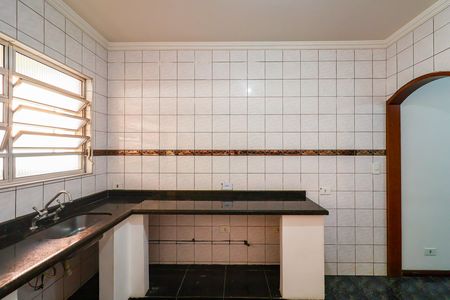 Casa para alugar com 150m², 3 quartos e sem vaga