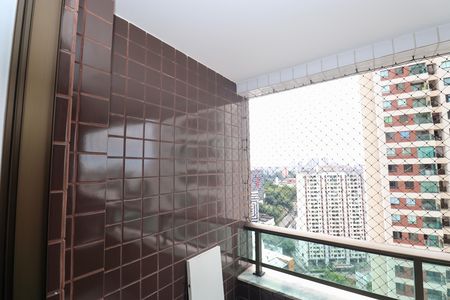 Apartamento para alugar com 55m², 2 quartos e 1 vagaVaranda