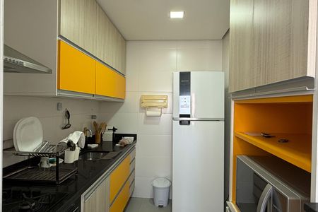 Apartamento para alugar com 87m², 3 quartos e 2 vagas Apartamento para alugar com 87m², 3 quartos e 2 vagasCozinha e Área de Serviço