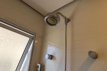 Apartamento para alugar com 87m², 3 quartos e 2 vagas Apartamento para alugar com 87m², 3 quartos e 2 vagasBanheiro da Suíte