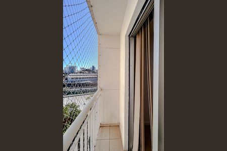 Apartamento para alugar com 50m², 2 quartos e 1 vagaVaranda
