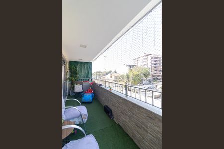 Apartamento para alugar com 129m², 3 quartos e 2 vagas Apartamento para alugar com 129m², 3 quartos e 2 vagasVaranda